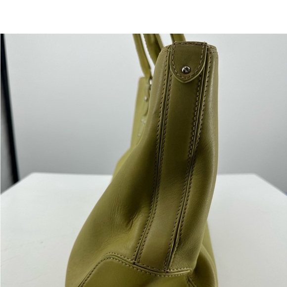 Cole Haan Tote Bag Leather Lime. Contrast Lining. Trinity Series SUO5. Soft! - Picture 8 of 9